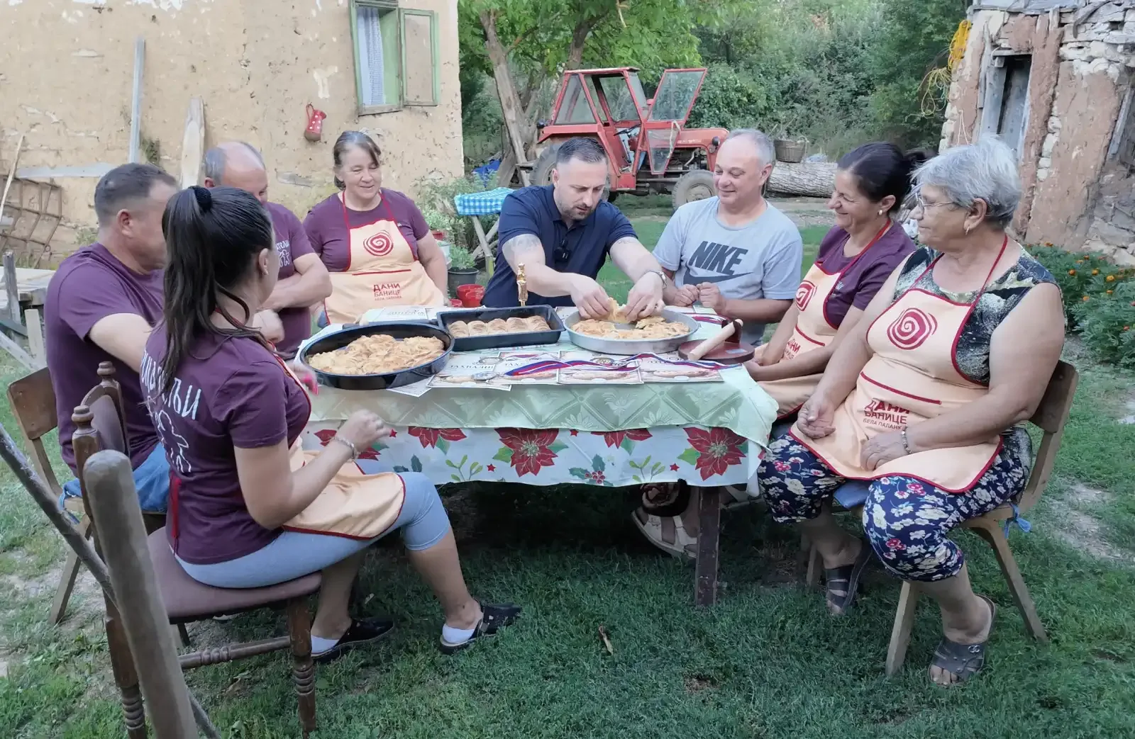 Najbolja banica iz sela Varoš, pripremaju je ,,Prijatelji“, foto: M.M. 