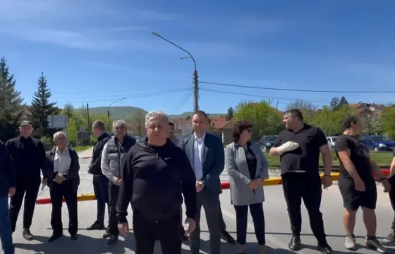 Zaustavljen saobraćaj u Svrljigu, foto: Radio Svrljig